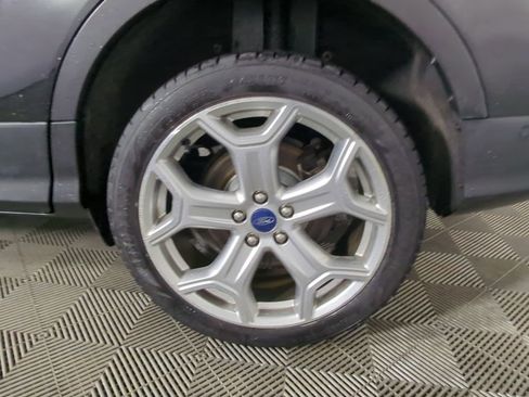 Used 2019 Ford Escape Titanium AWD/4WD image 12
