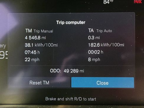 Used 2022 Volvo XC40 P8 Recharge Plus AWD/4WD image 12
