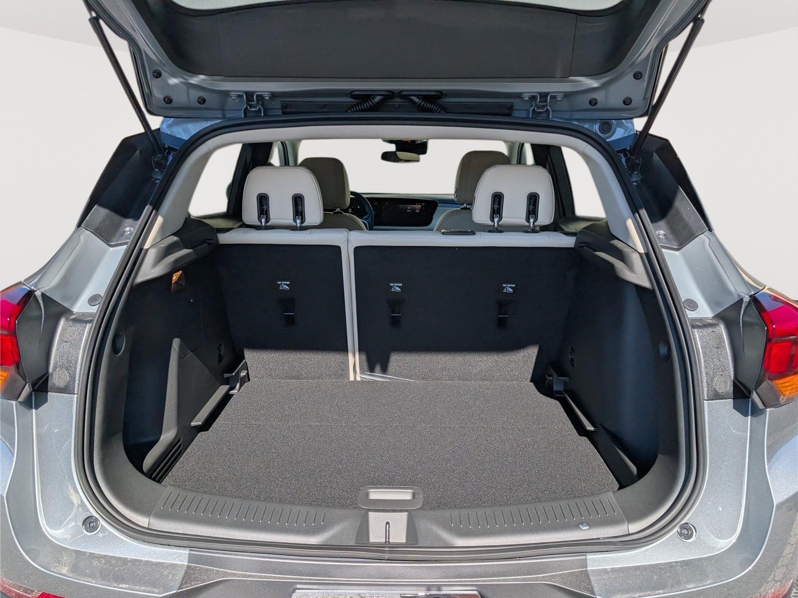 New 2026 Buick Encore GX Preferred AWD/4WD image 8