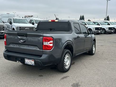 Certified 2025 Ford Maverick XL w/ Equipment Group 102A image 3