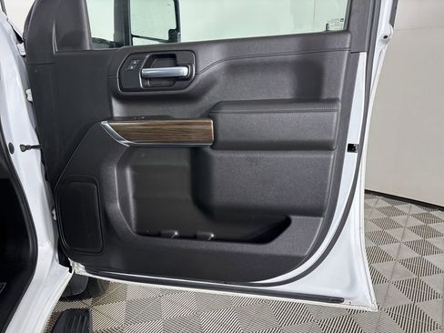 Used 2020 Chevrolet Silverado 2500 LT w/ Fleet Comfort Package image 27