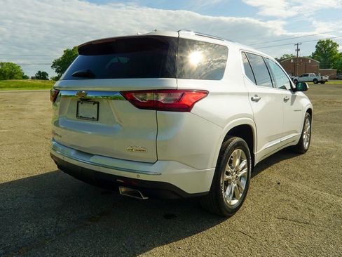 Used 2021 Chevrolet Traverse High Country AWD/4WD image 3