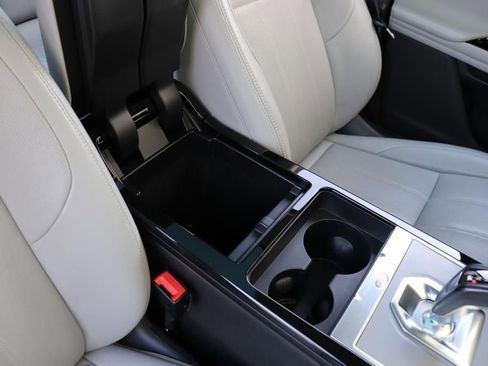 Used 2021 Land Rover Range Rover Evoque S image 55