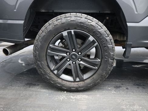 Used 2022 Ford F150 XLT w/ Equipment Group 302A High image 12