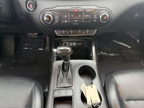 Used 2018 Kia Sorento EX image 21