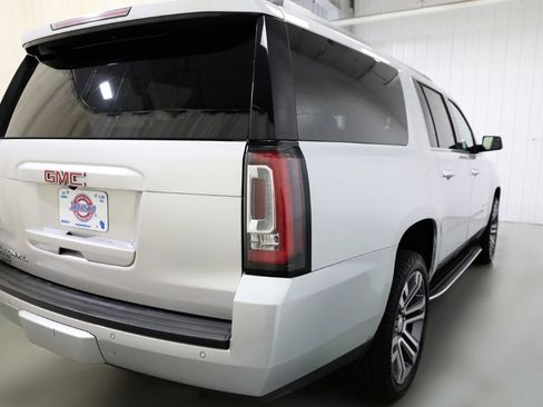 Certified 2017 GMC Yukon XL SLT AWD/4WD image 21