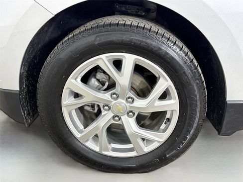 Used 2021 Chevrolet Equinox Premier image 33