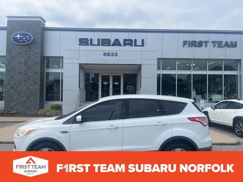 Used 2013 Ford Escape SE FWD image 1