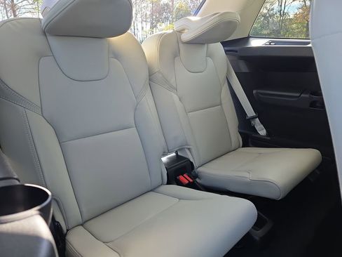 New 2026 Volvo XC90 B6 Ultra image 20