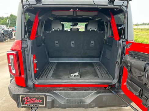 Used 2024 Ford Bronco Wildtrak AWD/4WD image 24