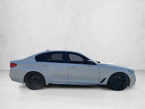 Used 2018 BMW M550i xDrive image 4