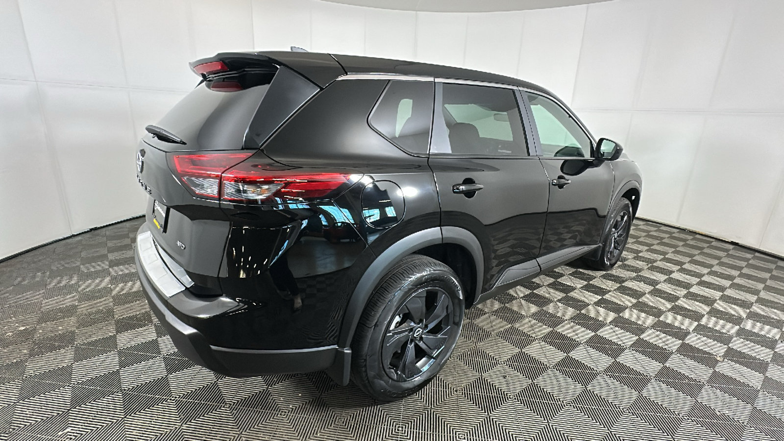 Certified 2026 Nissan Rogue SV w/ Cold Weather Package AWD/4WD image 3