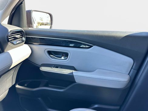 Used 2023 Honda Pilot EX-L image 24