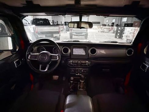 Used 2021 Jeep Wrangler Unlimited Sahara image 10