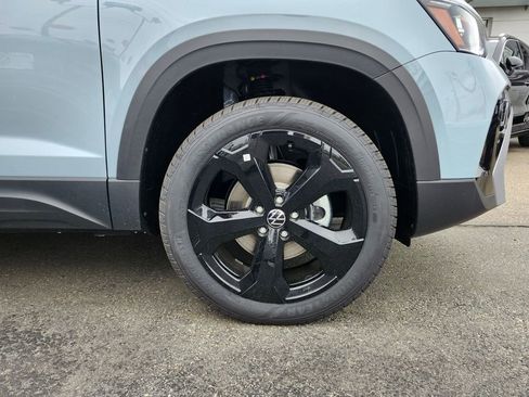 New 2026 Volkswagen Taos SEL AWD/4WD image 14