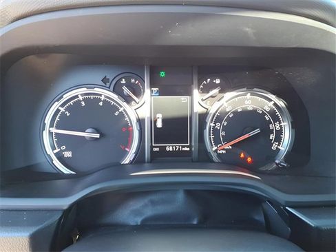 Used 2023 Toyota 4Runner TRD Off-Road Premium image 15