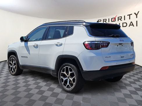 Used 2025 Jeep Compass Limited AWD/4WD image 6