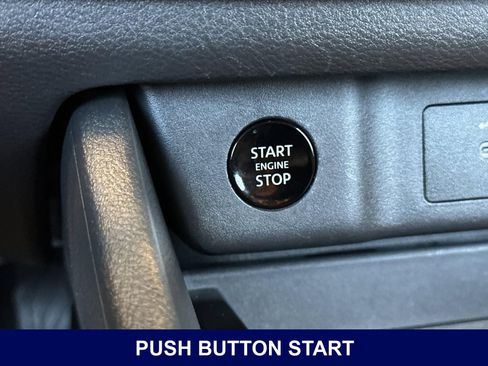 Used 2024 Nissan Rogue SV FWD image 25