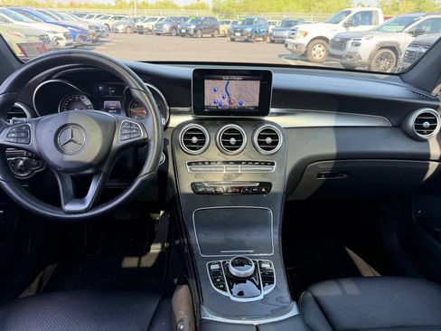 Used 2017 Mercedes-Benz GLC 300 image 6