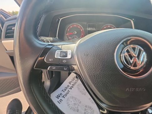Used 2019 Volkswagen Jetta SE FWD image 16