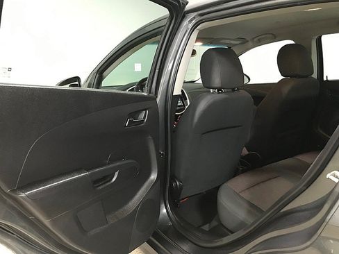Used 2017 Chevrolet Sonic LT FWD image 18