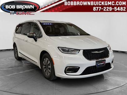 Used 2023 Chrysler Pacifica Limited
