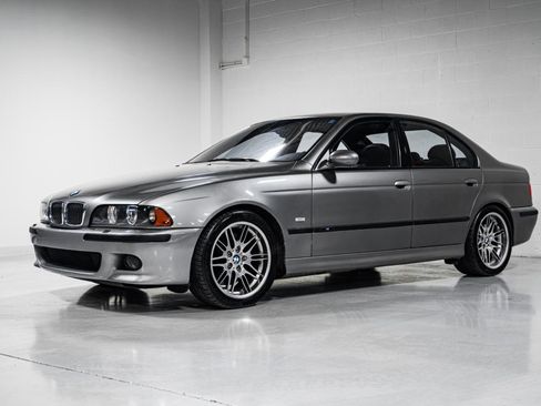 Used 2003 BMW M5 image 7