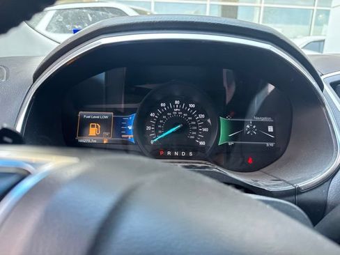 Used 2015 Ford Edge Titanium w/ Equipment Group 301A FWD image 6