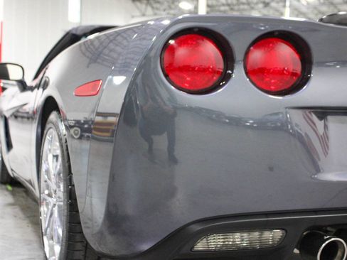 Used 2013 Chevrolet Corvette Convertible image 37