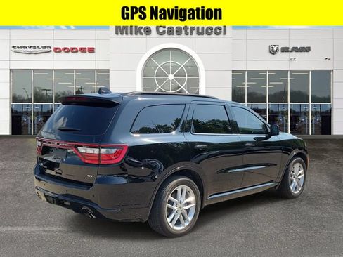 Used 2023 Dodge Durango GT RWD image 4