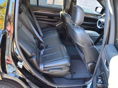 Used 2023 Jeep Grand Cherokee L Overland image 38