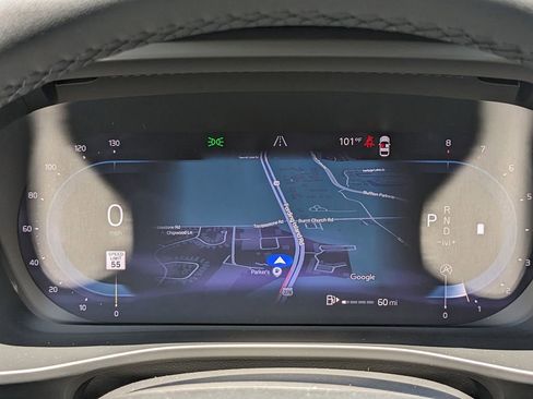 New 2025 Volvo XC40 B5 Plus w/ Protection Package Premier AWD/4WD image 29
