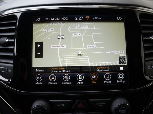 Used 2021 Jeep Grand Cherokee High Altitude AWD/4WD image 20