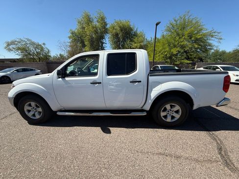 Used 2009 Nissan Frontier SE w/ SE Value Truck Pkg RWD image 8