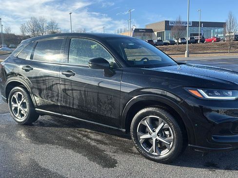 Used 2025 Honda HR-V EX-L image 2