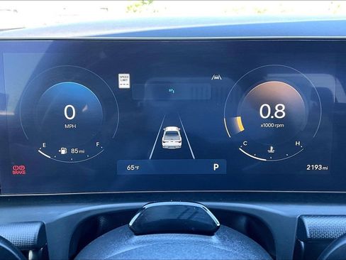 Used 2025 Hyundai Santa Cruz XRT AWD/4WD image 21
