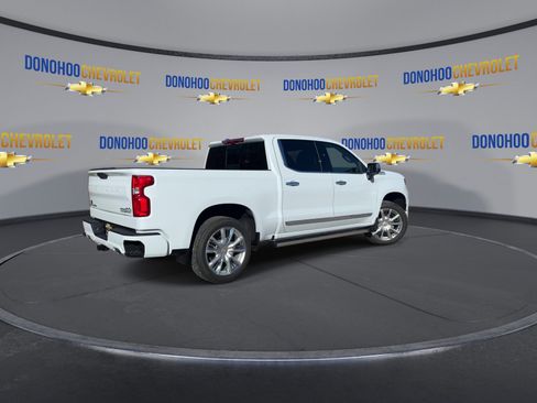 New 2026 Chevrolet Silverado 1500 High Country AWD/4WD image 11