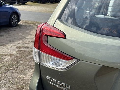 Used 2019 Subaru Forester Base w/ Alloy Wheel Package image 7