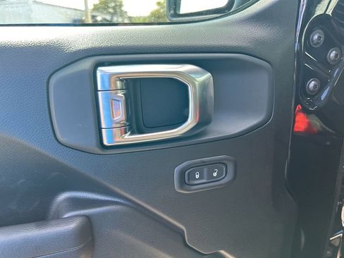 New 2026 Jeep Gladiator Sport AWD/4WD image 33