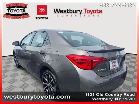 Used 2018 Toyota Corolla SE FWD image 6