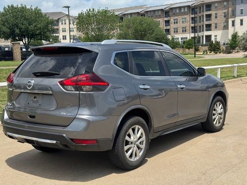 Used 2020 Nissan Rogue SV AWD/4WD image 4