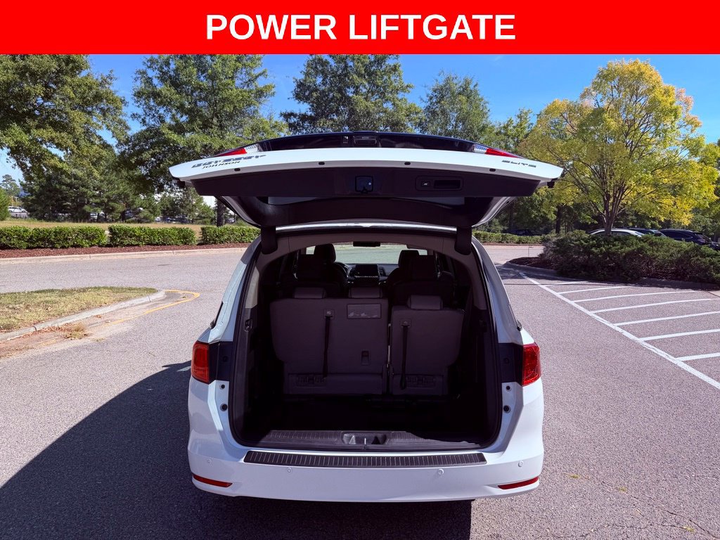 Used 2023 Honda Odyssey Elite image 7