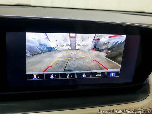 Used 2025 Buick Encore GX Avenir w/ Avenir Technology Package image 14