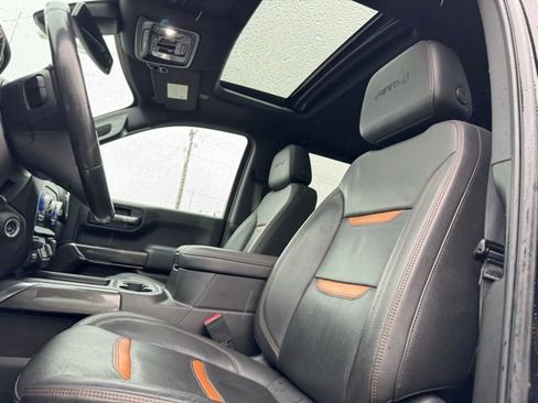 Used 2022 GMC Sierra 1500 AT4 w/ AT4 Premium Package image 9