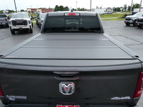 Used 2021 RAM 1500 Laramie w/ Sport Appearance Package AWD/4WD image 17