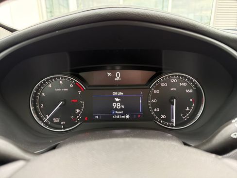 Used 2021 Cadillac XT4 Premium Luxury AWD/4WD image 16