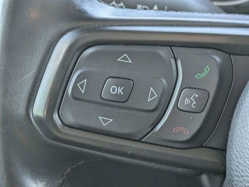 Used 2021 Jeep Wrangler Unlimited Sport image 19