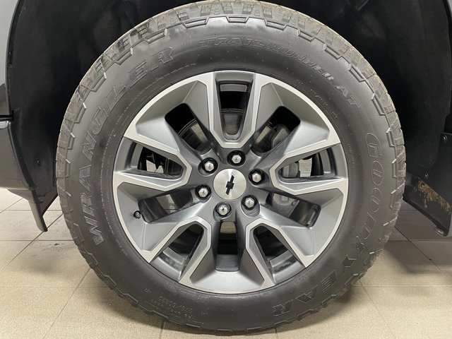 Used 2023 Chevrolet Silverado 1500 RST w/ RST All Star Premium Package AWD/4WD image 7
