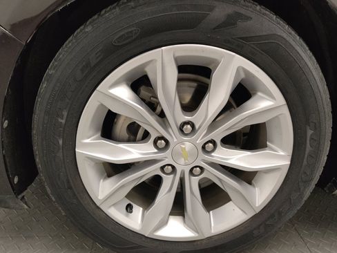 Used 2020 Chevrolet Malibu LT image 31