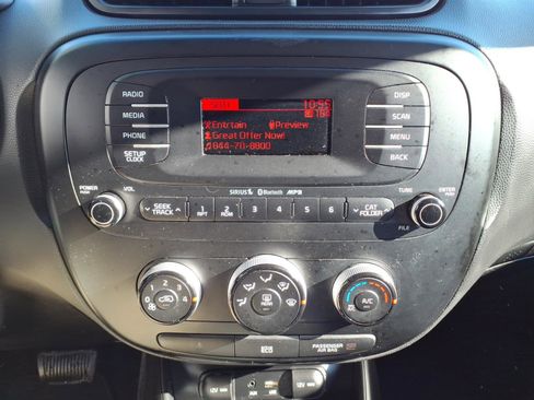 Used 2016 Kia Soul image 13